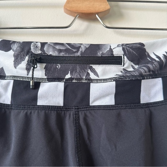 LULULEMON-RUN Shorts In Black with Mixed Floral and Stripe Pattern (Size:6) - Picture 6 of 7